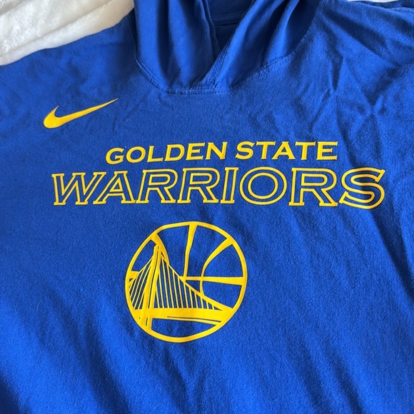 Golden State Warriors hooded tshirt - Picture 2 of 4
